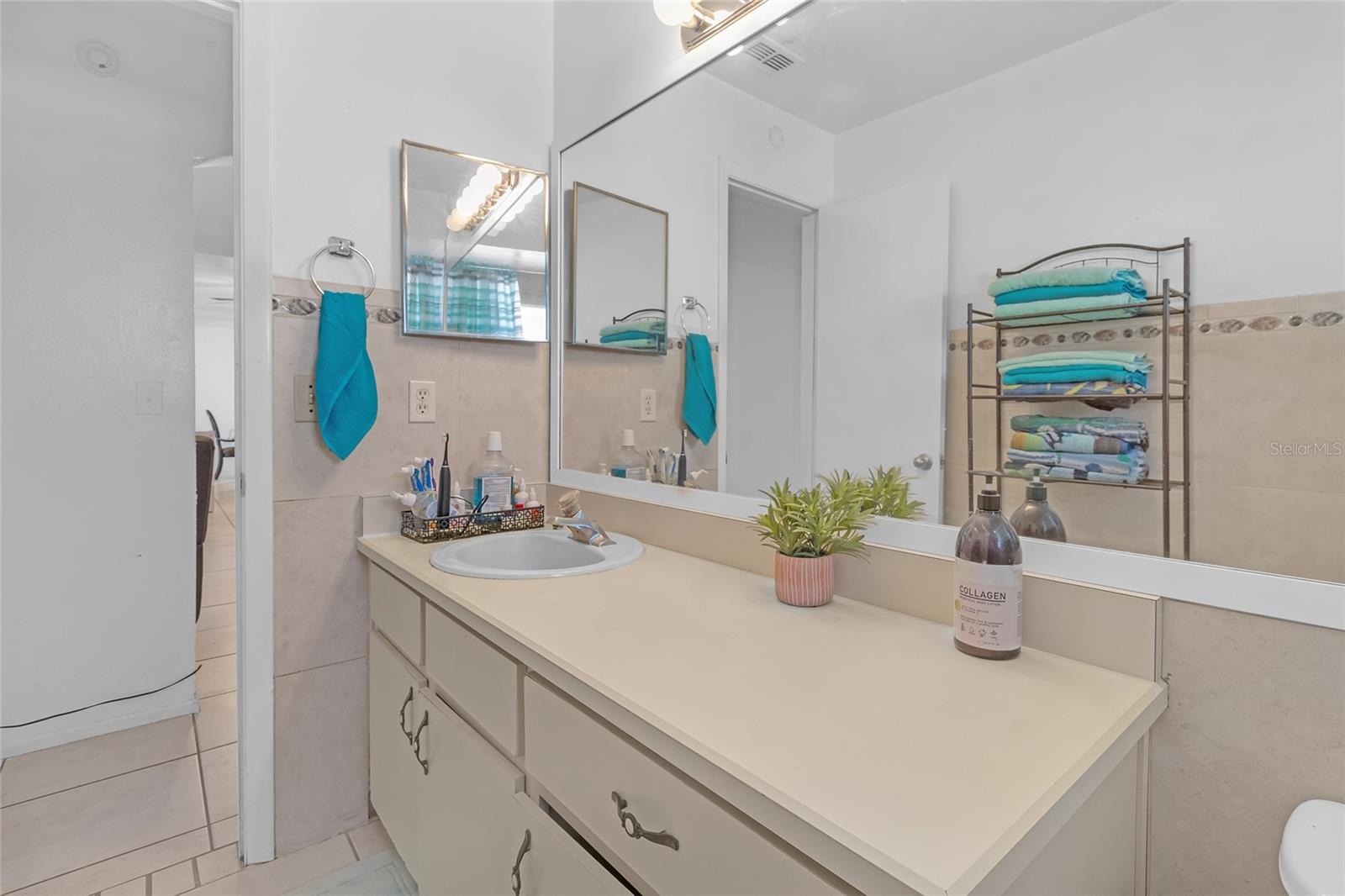 Image 24 of 41 For 7715 Indian Ridge Trail N