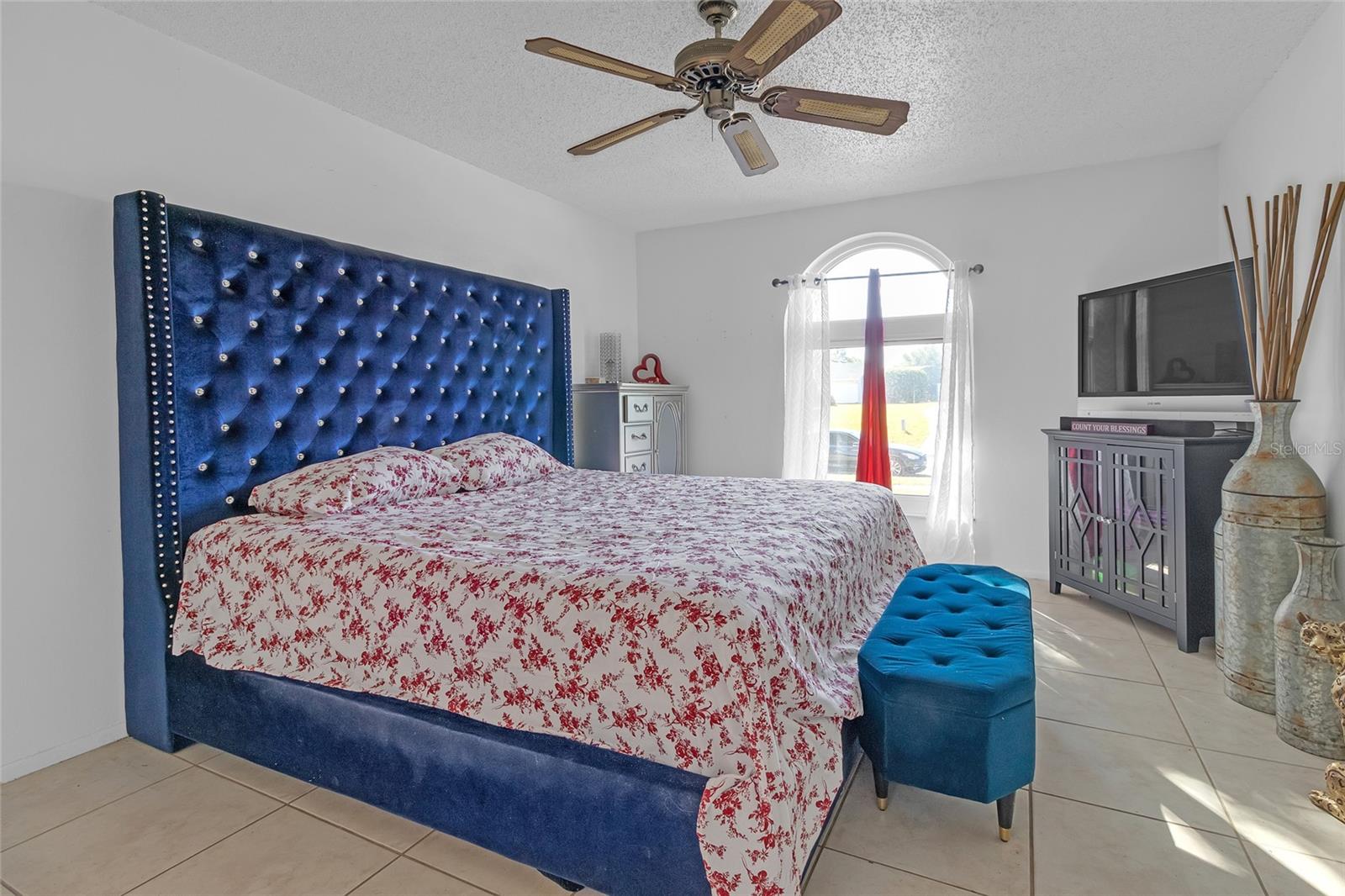Image 4 of 41 For 7715 Indian Ridge Trail N