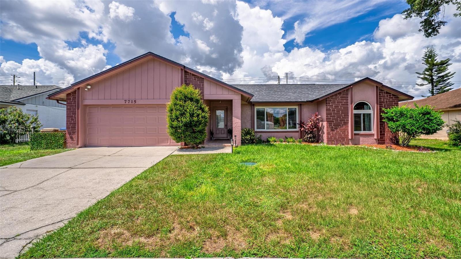 Image 47 of 72 For 7715 Indian Ridge Trail N