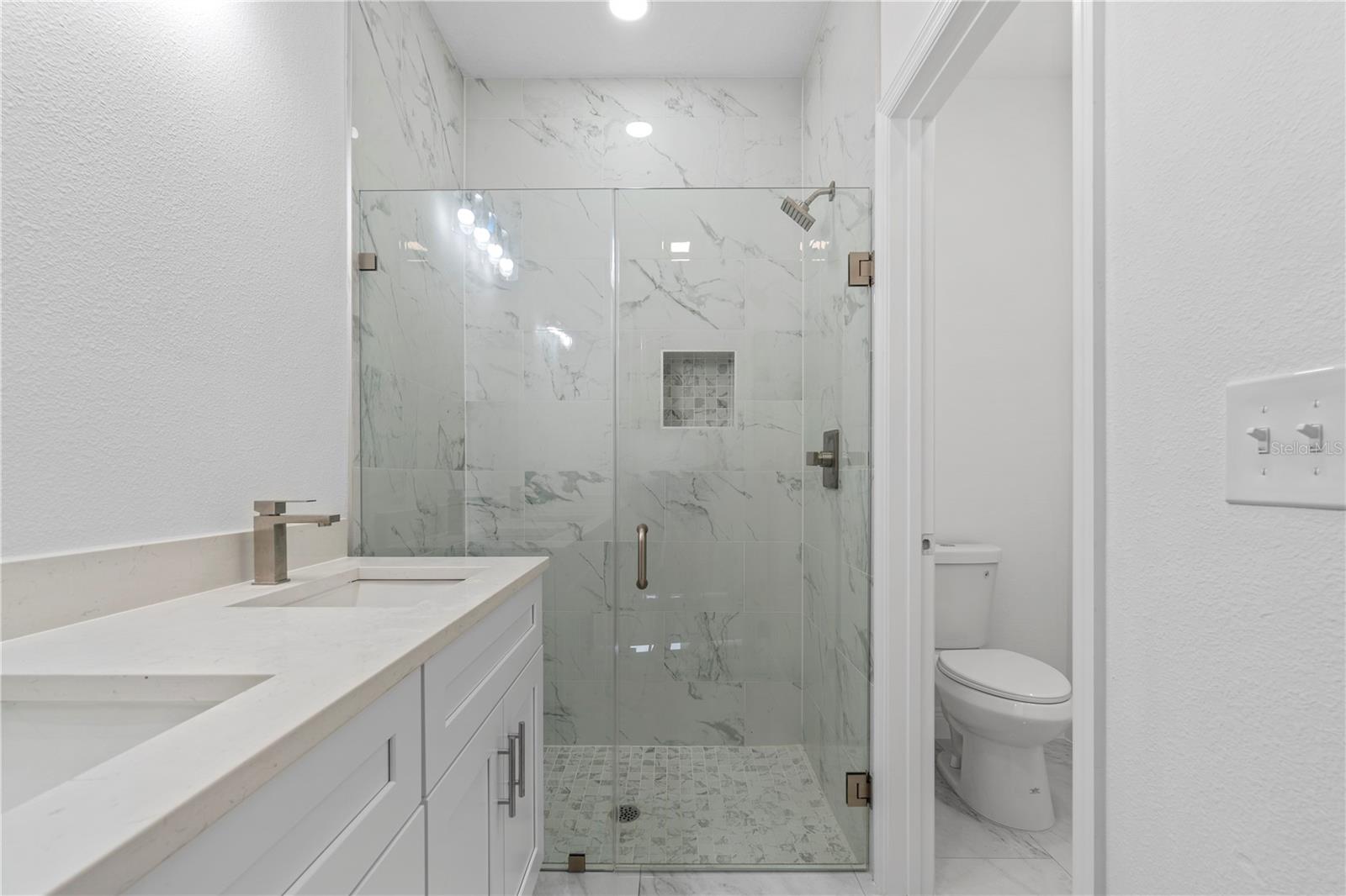 Image 13 of 25 For 13054 Sw 104th Street