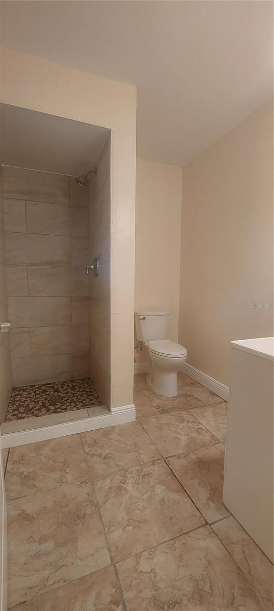 Image 11 of 14 For 11345 Circle Way