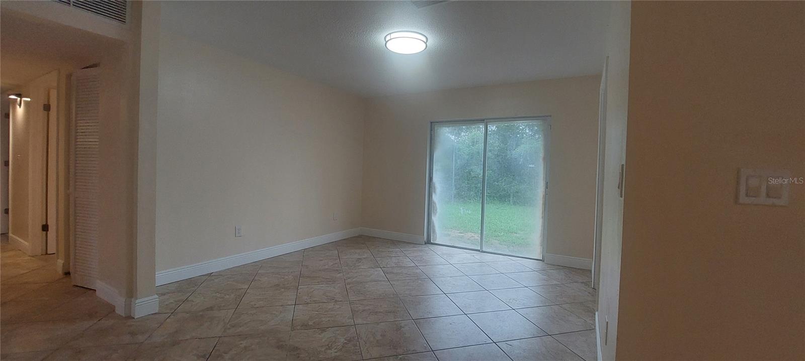 Image 4 of 14 For 11345 Circle Way