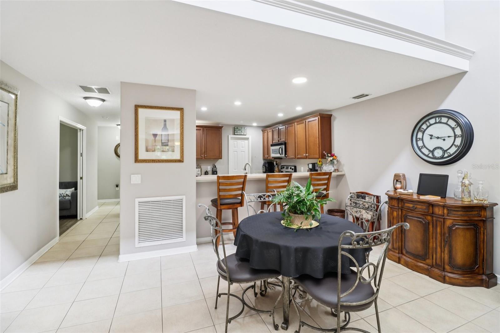 Image 11 of 42 For 2212 Cypress Cove Drive H5