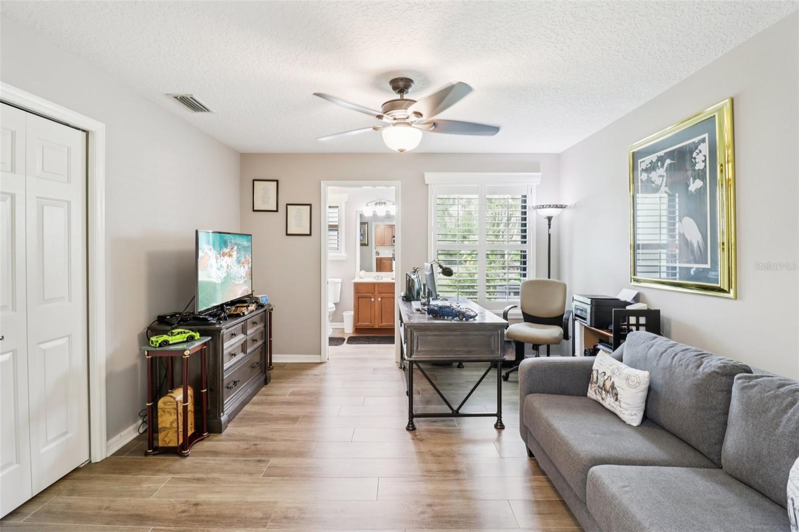 Image 15 of 42 For 2212 Cypress Cove Drive H5