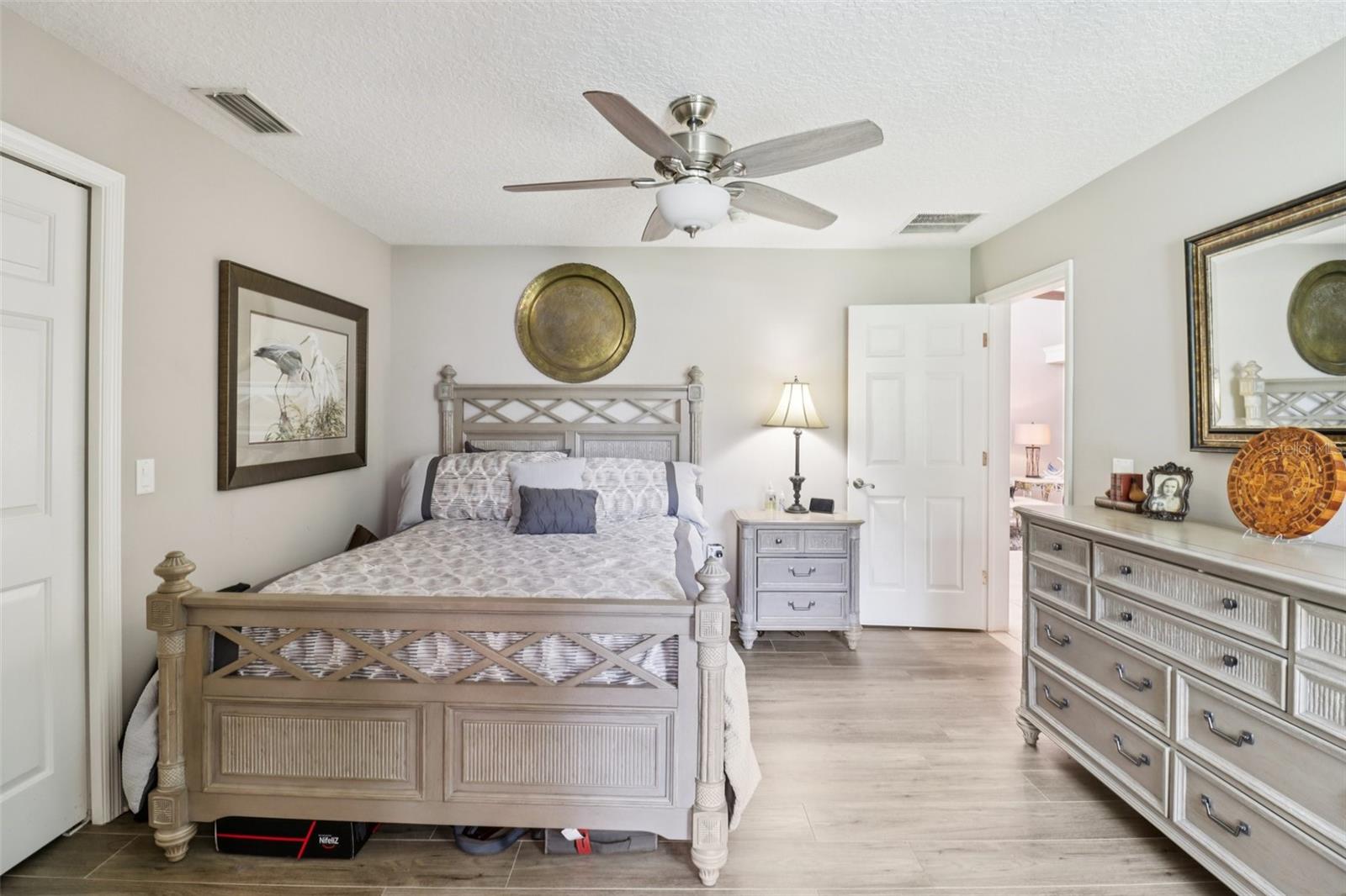 Image 19 of 42 For 2212 Cypress Cove Drive H5