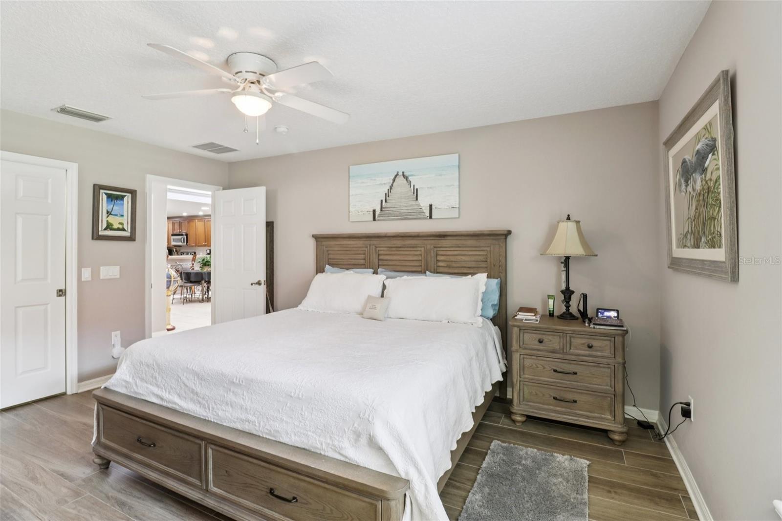 Image 20 of 42 For 2212 Cypress Cove Drive H5