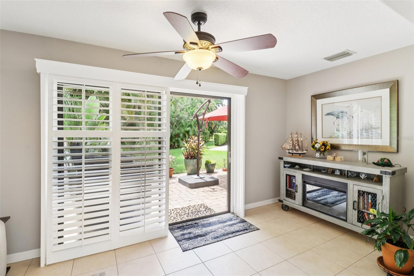 Image 25 of 42 For 2212 Cypress Cove Drive H5