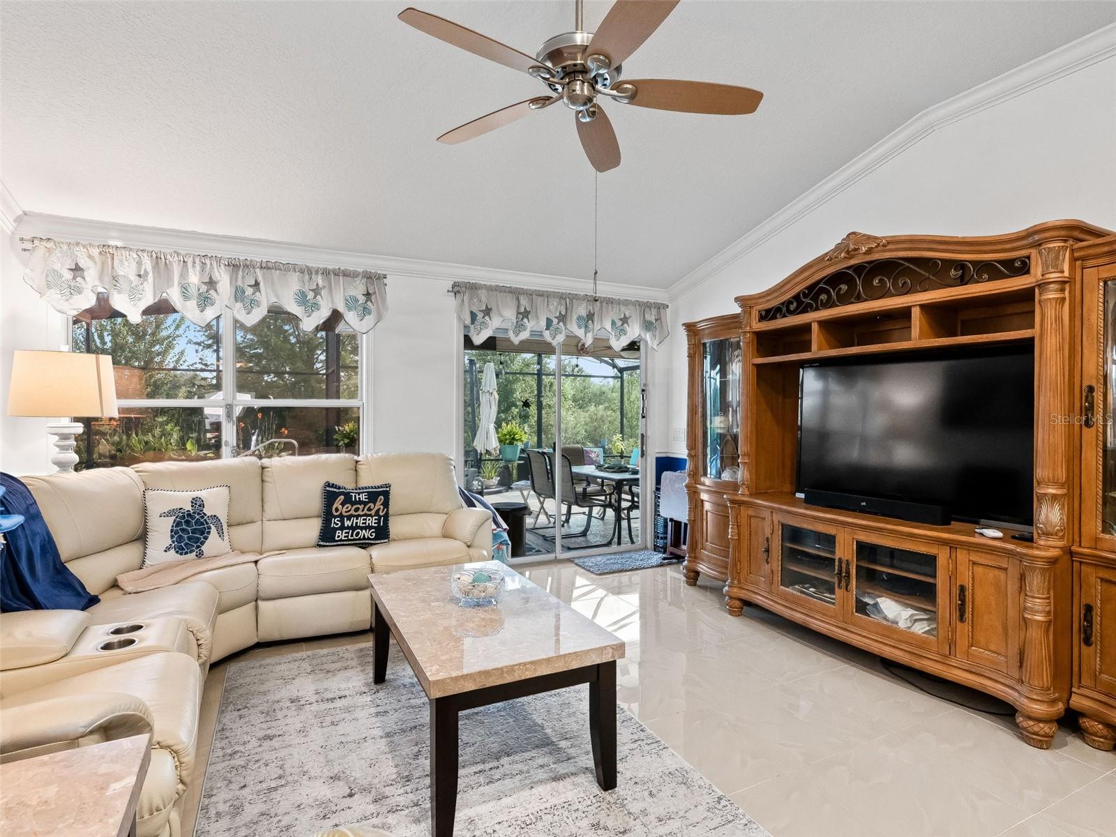 Image 12 of 43 For 505 Carrera Drive