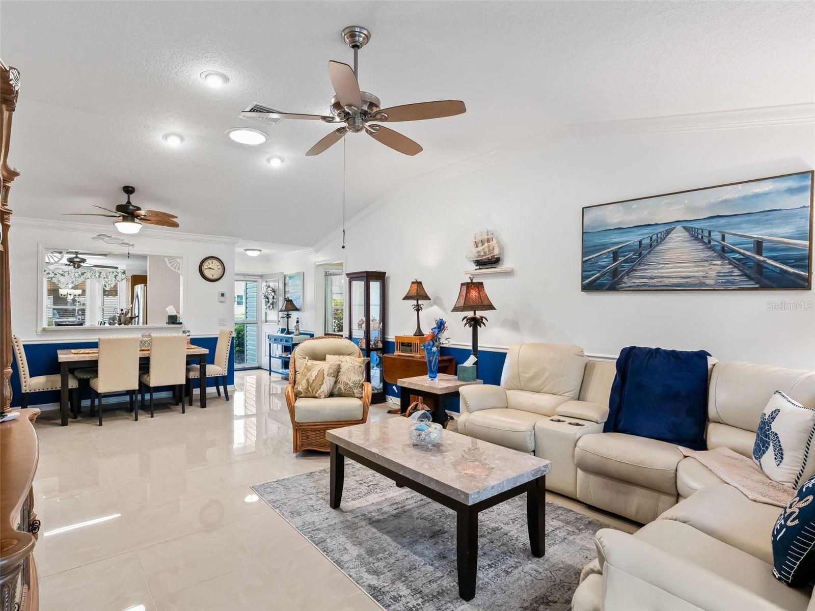 Image 13 of 43 For 505 Carrera Drive