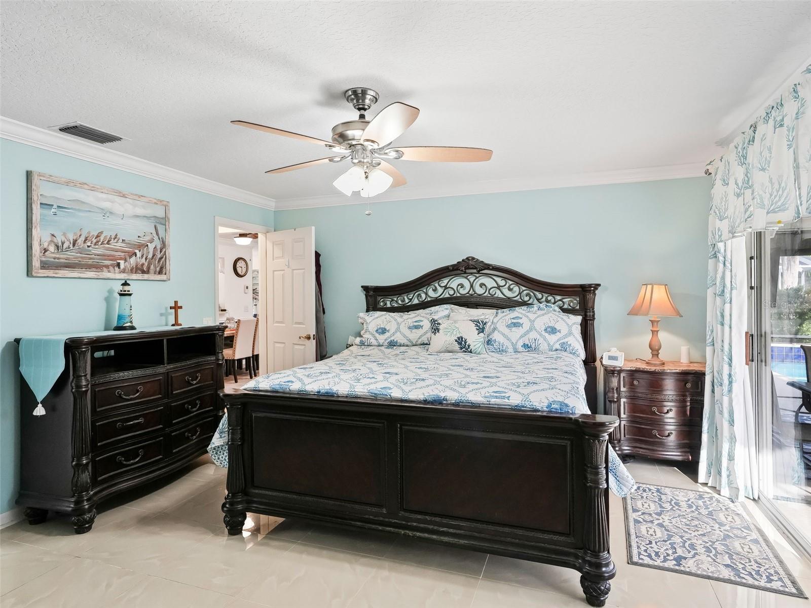 Image 21 of 43 For 505 Carrera Drive