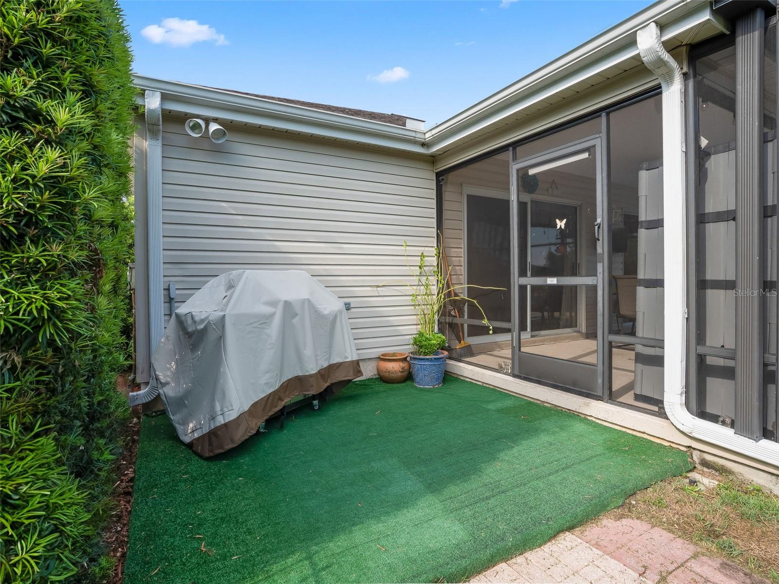Image 37 of 43 For 505 Carrera Drive