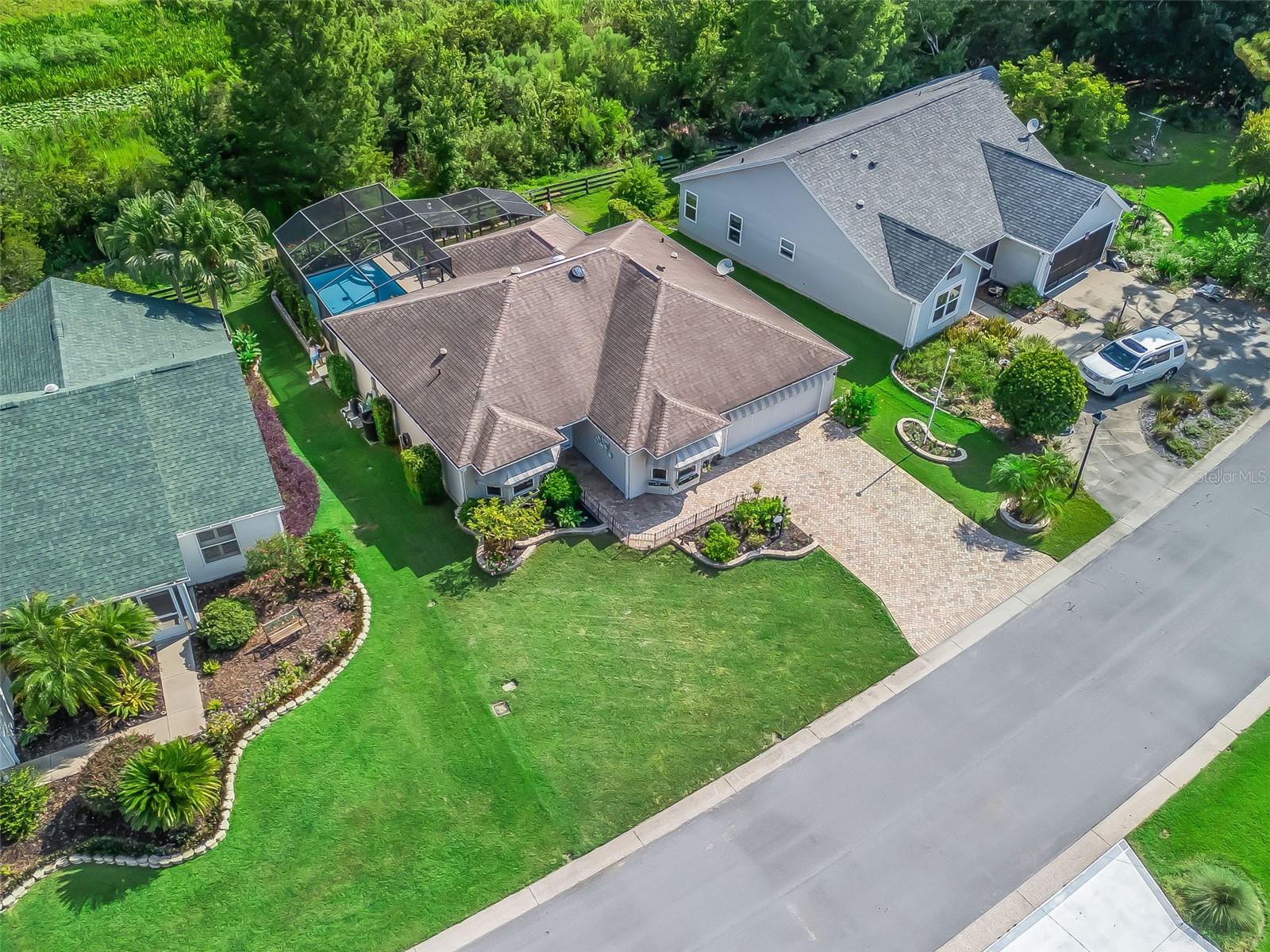 Image 5 of 43 For 505 Carrera Drive