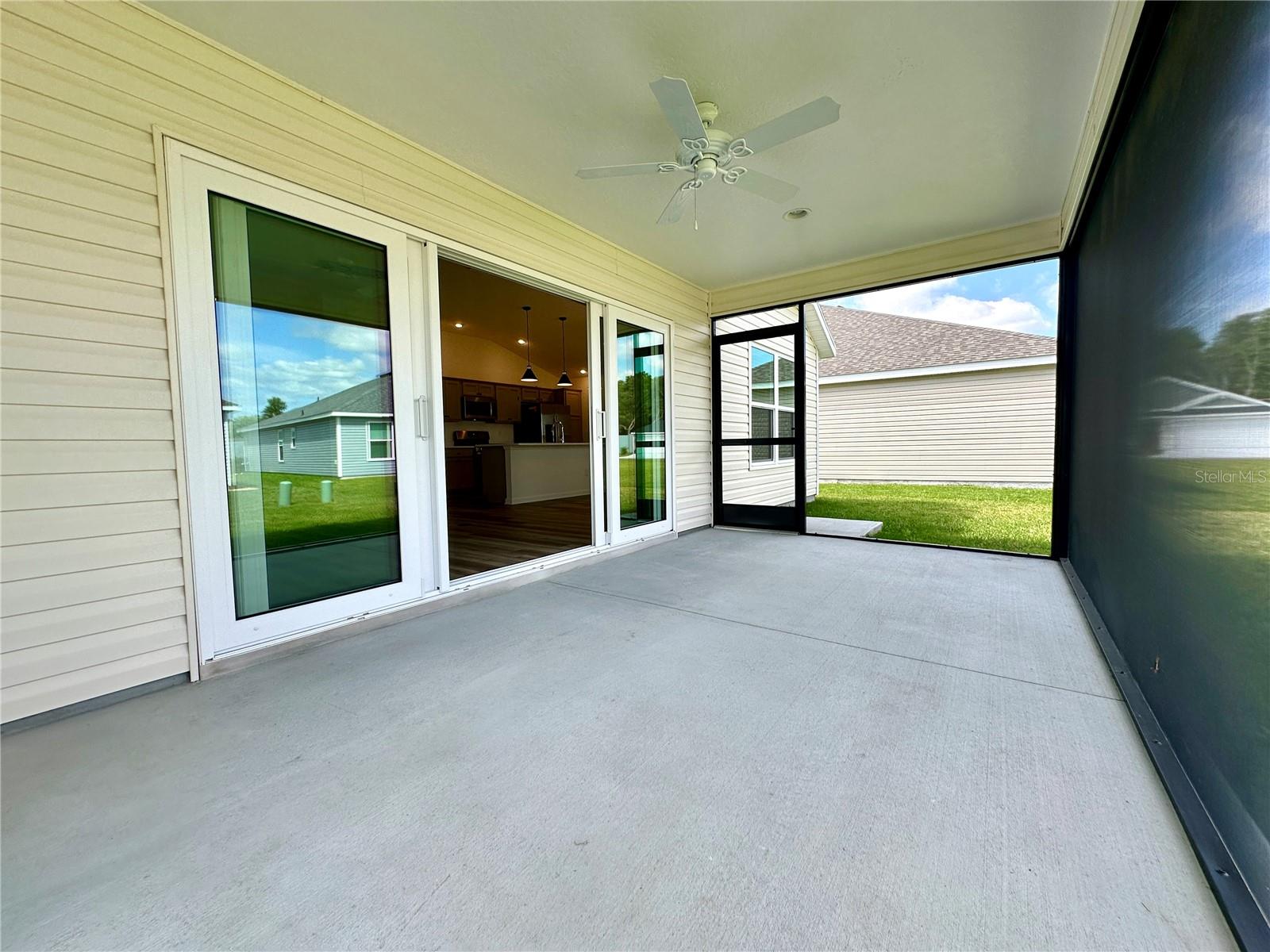 Image 11 of 45 For 799 River Oaks Circle