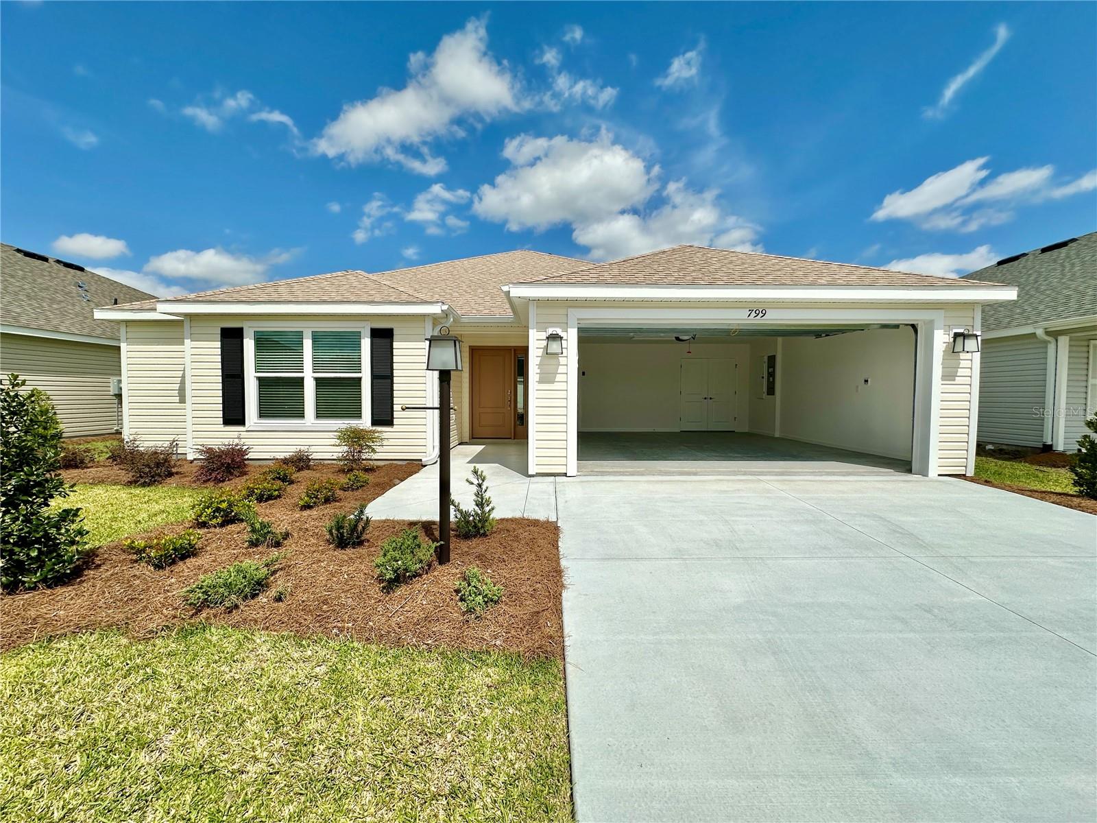 Image 41 of 45 For 799 River Oaks Circle