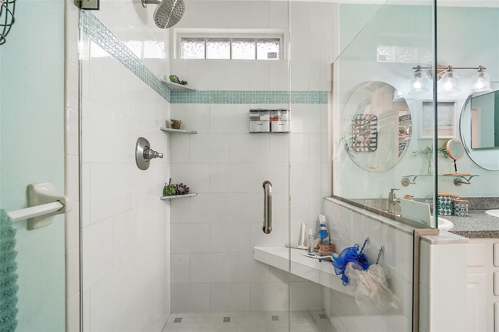 Image 21 of 25 For 1045 Meadowbend Drive