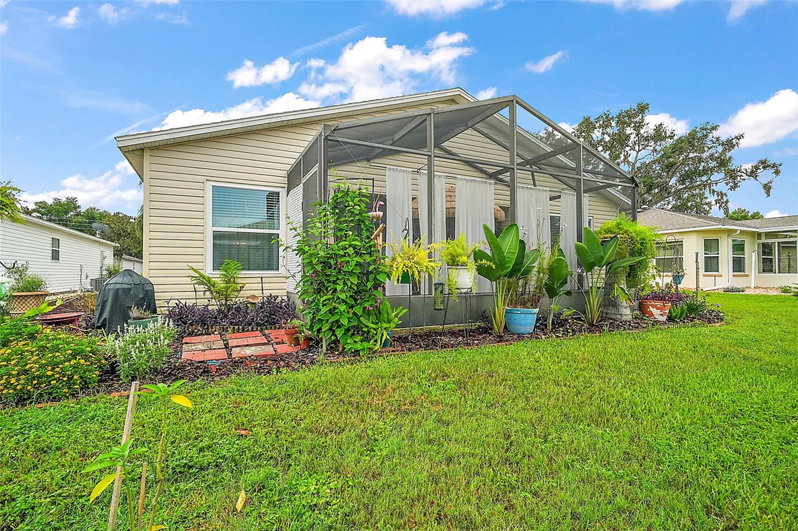 Image 25 of 25 For 1045 Meadowbend Drive