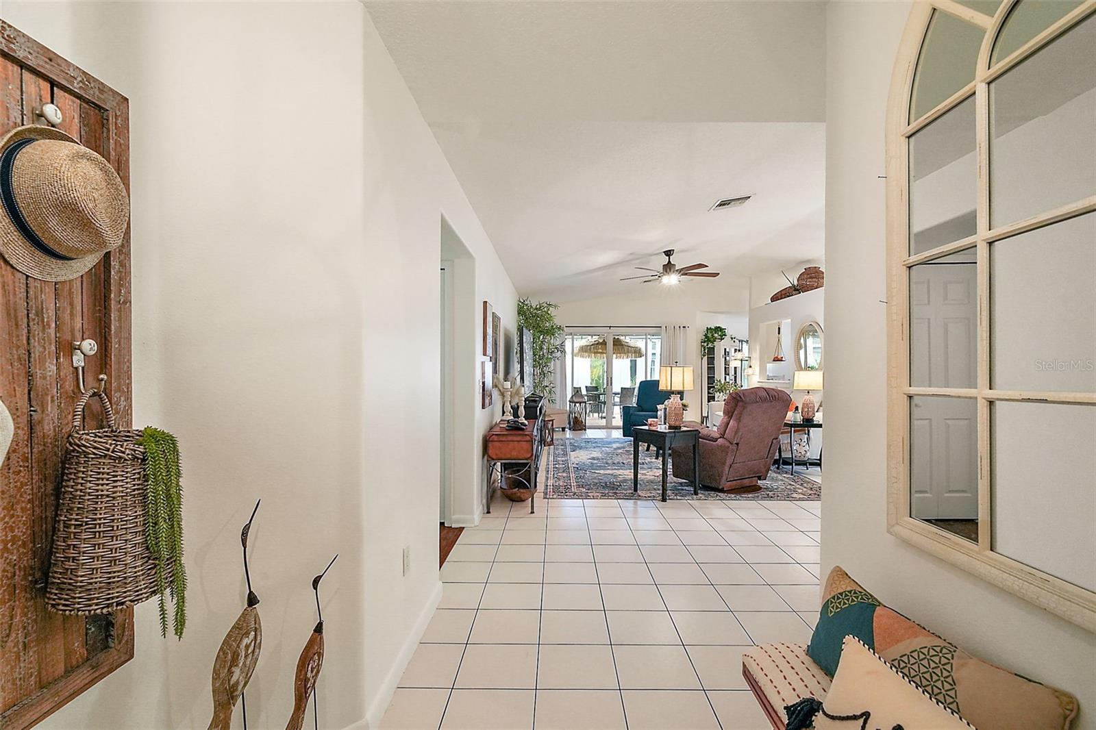 Image 4 of 25 For 1045 Meadowbend Drive