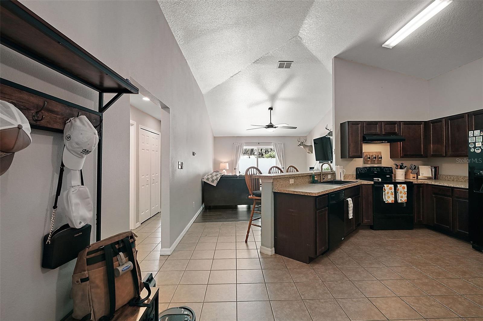 Image 5 of 32 For 136 Cataldo Way