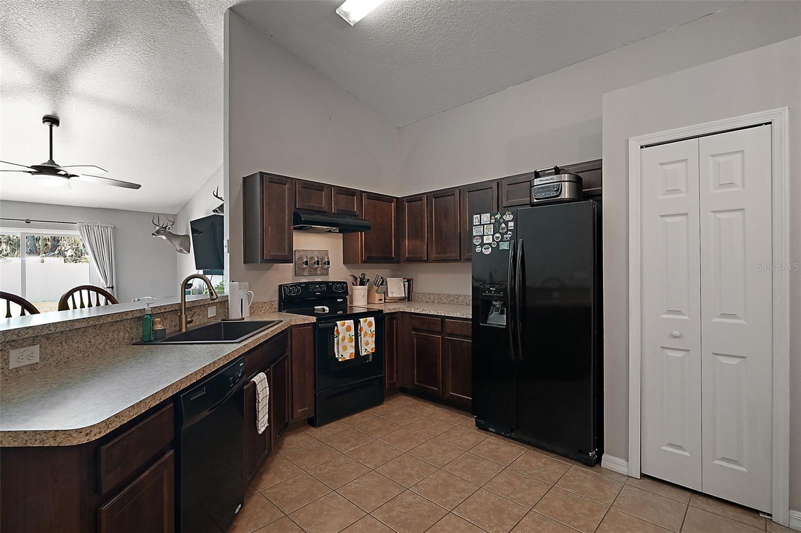 Image 6 of 32 For 136 Cataldo Way
