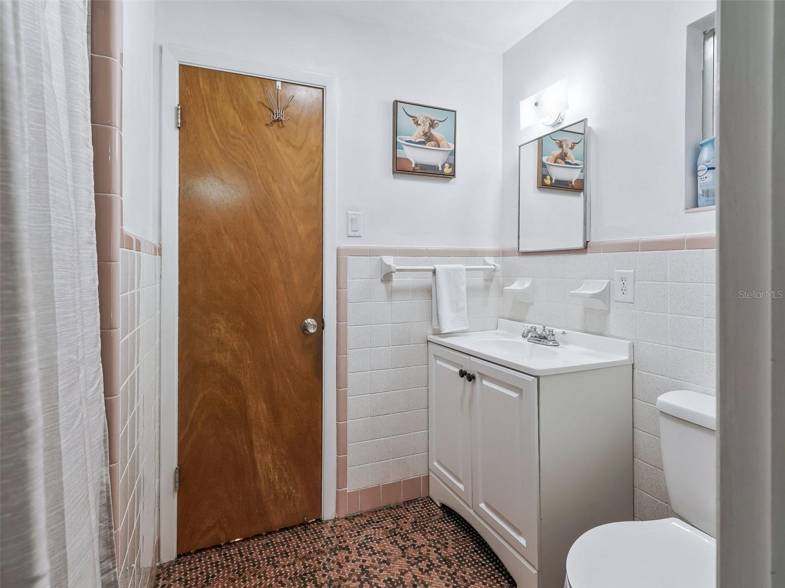 Image 25 of 43 For 37345 Oak Lane