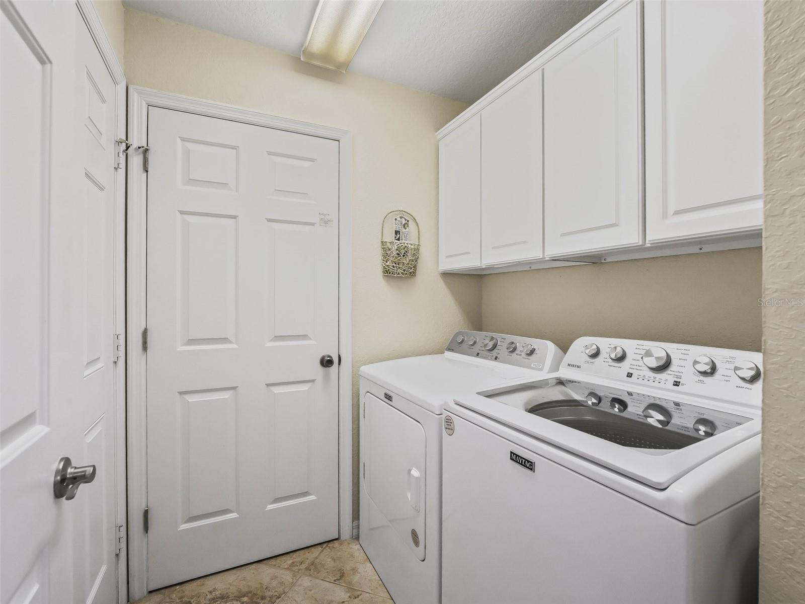 Image 28 of 43 For 37345 Oak Lane