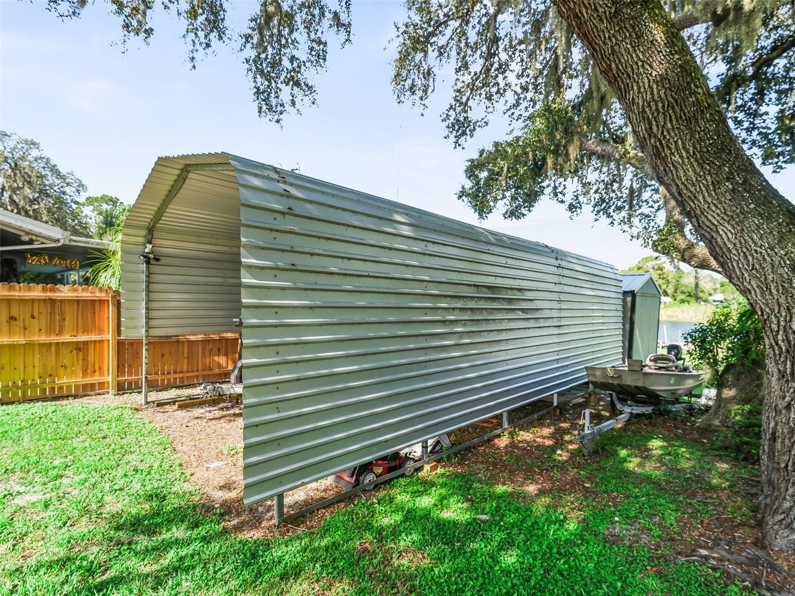 Image 30 of 43 For 37345 Oak Lane