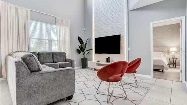 Image 6 of 31 For 4352 Acorn Court