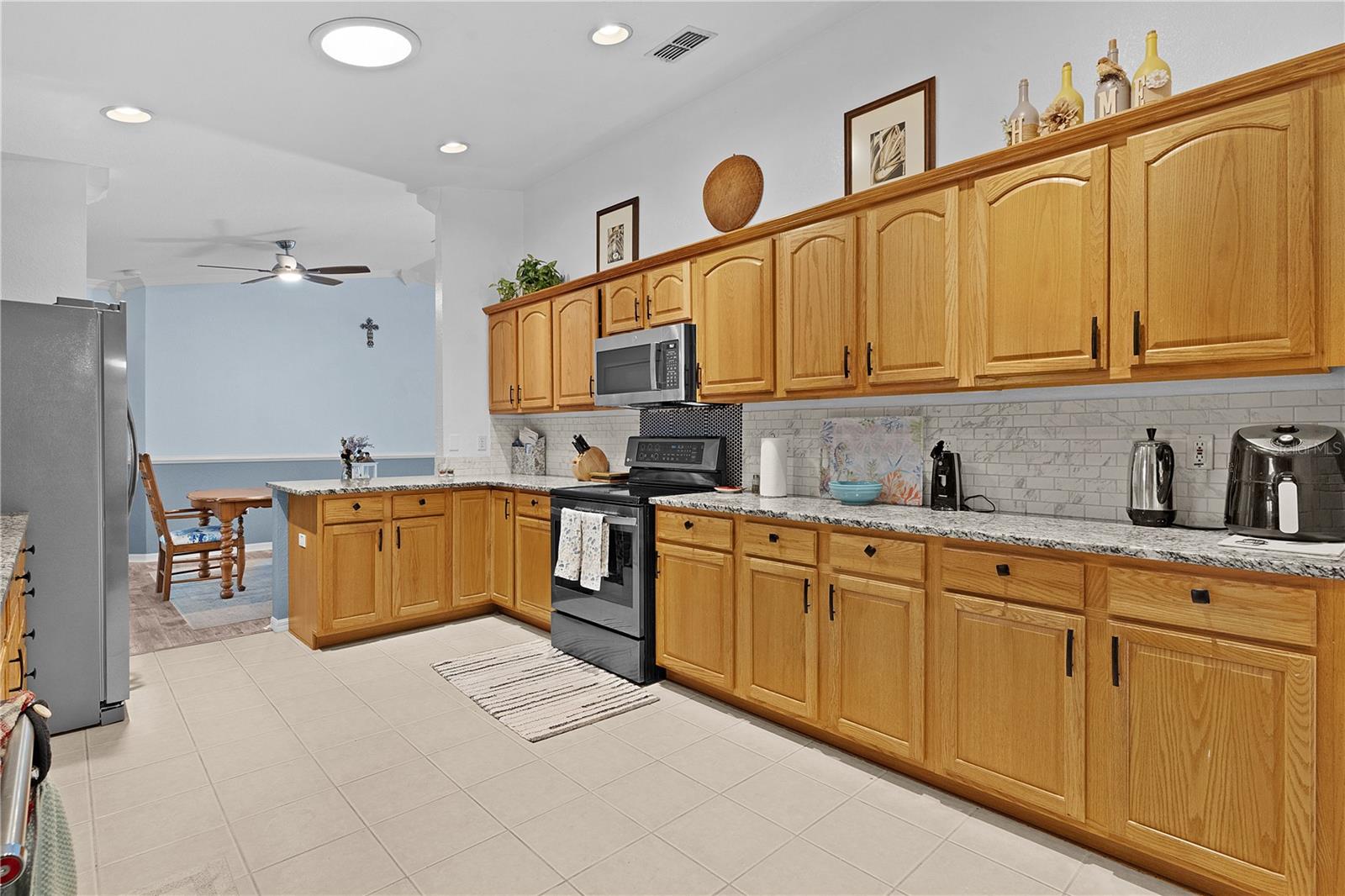 Image 16 of 49 For 9488 174th Loop