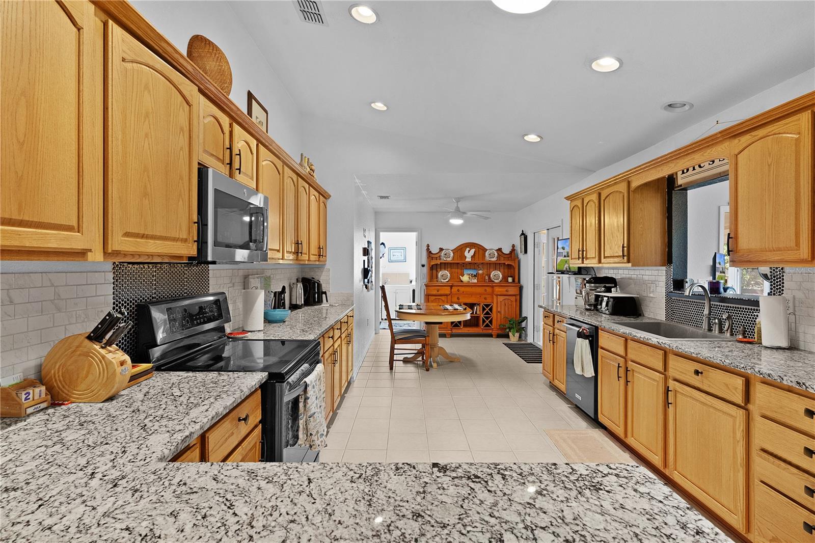 Image 17 of 49 For 9488 174th Loop