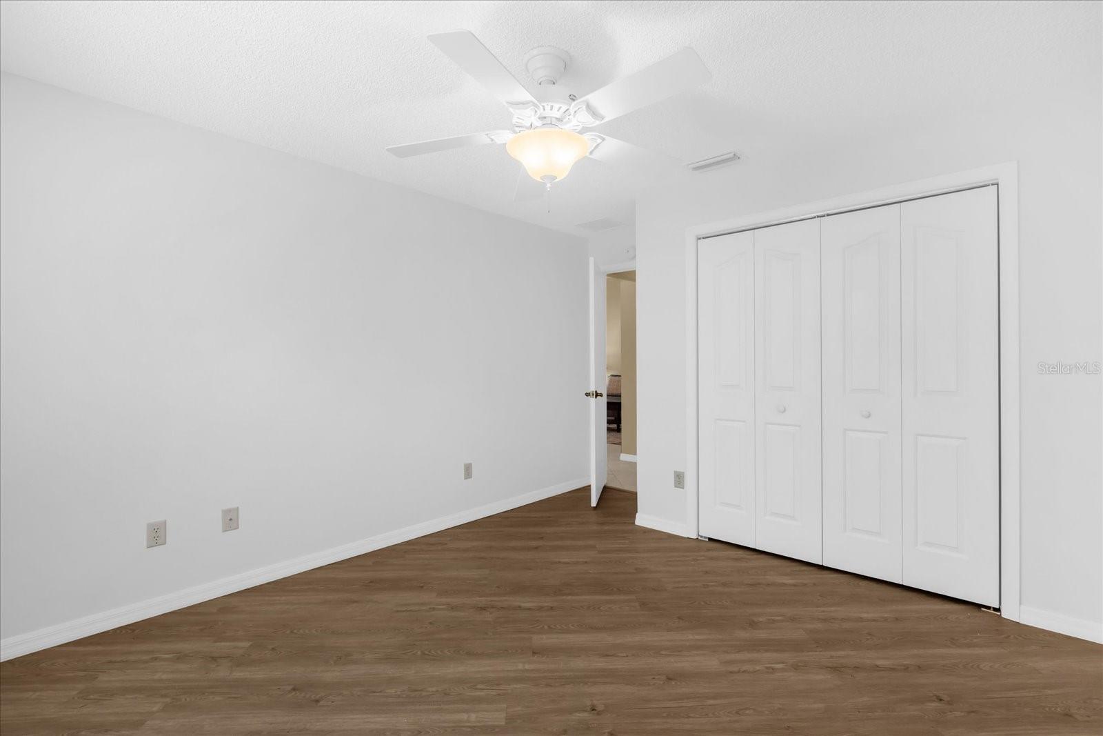 Image 25 of 38 For 859 Kline Street