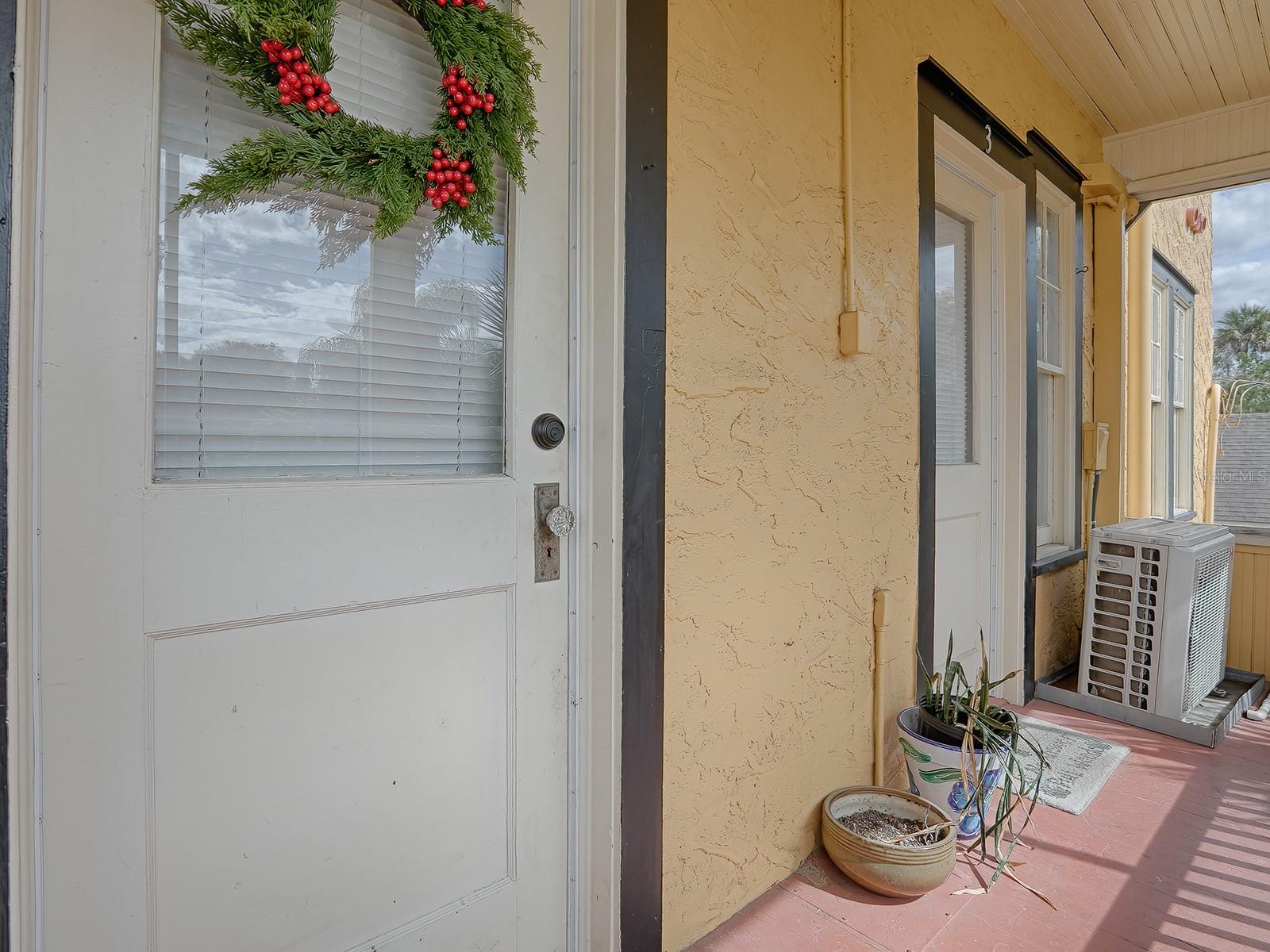 Image 41 of 49 For 426 Citrus Avenue