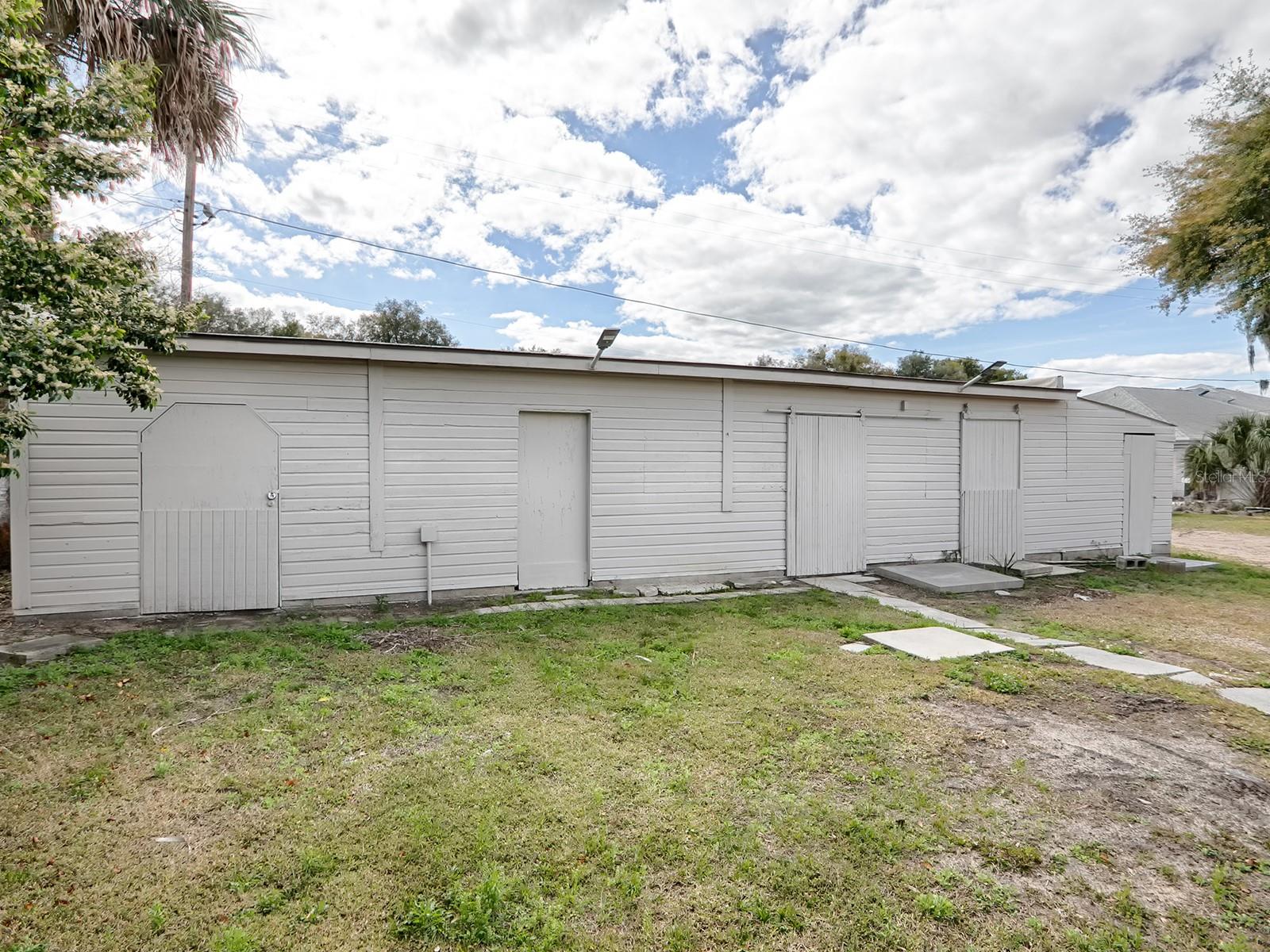 Image 48 of 49 For 426 Citrus Avenue