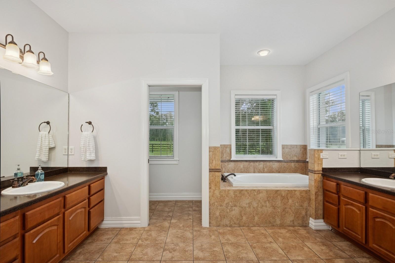 Image 25 of 82 For 35520 Timbertop Lane