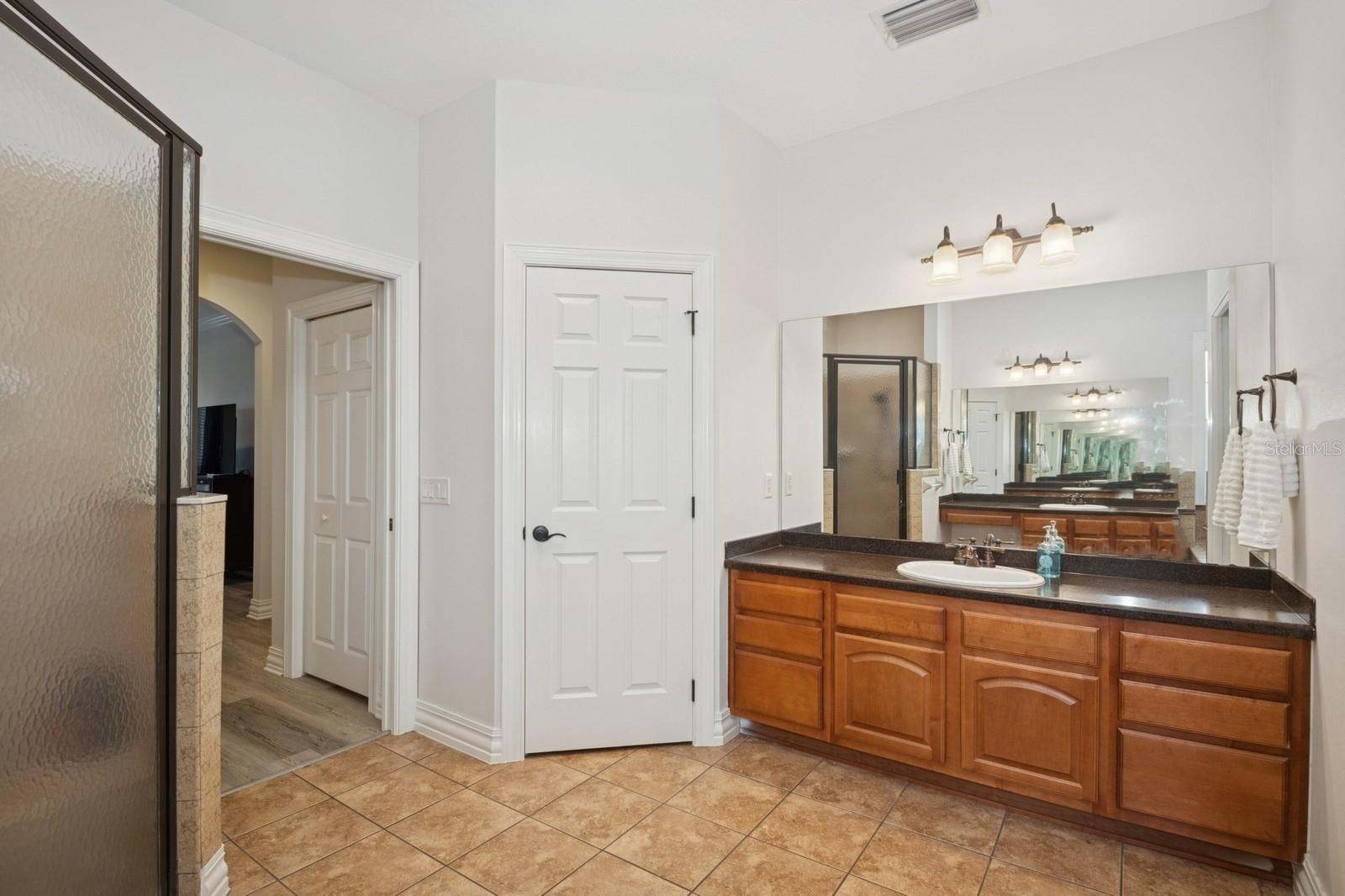 Image 27 of 82 For 35520 Timbertop Lane