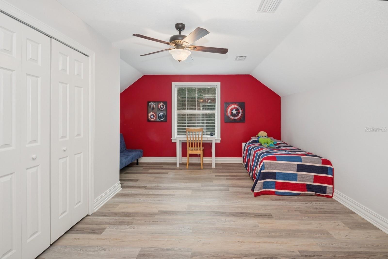 Image 34 of 82 For 35520 Timbertop Lane