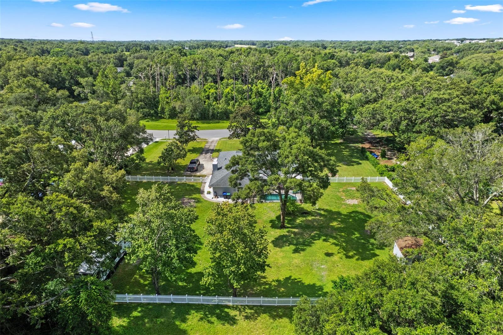 Image 58 of 61 For 423 Spring Hollow Boulevard