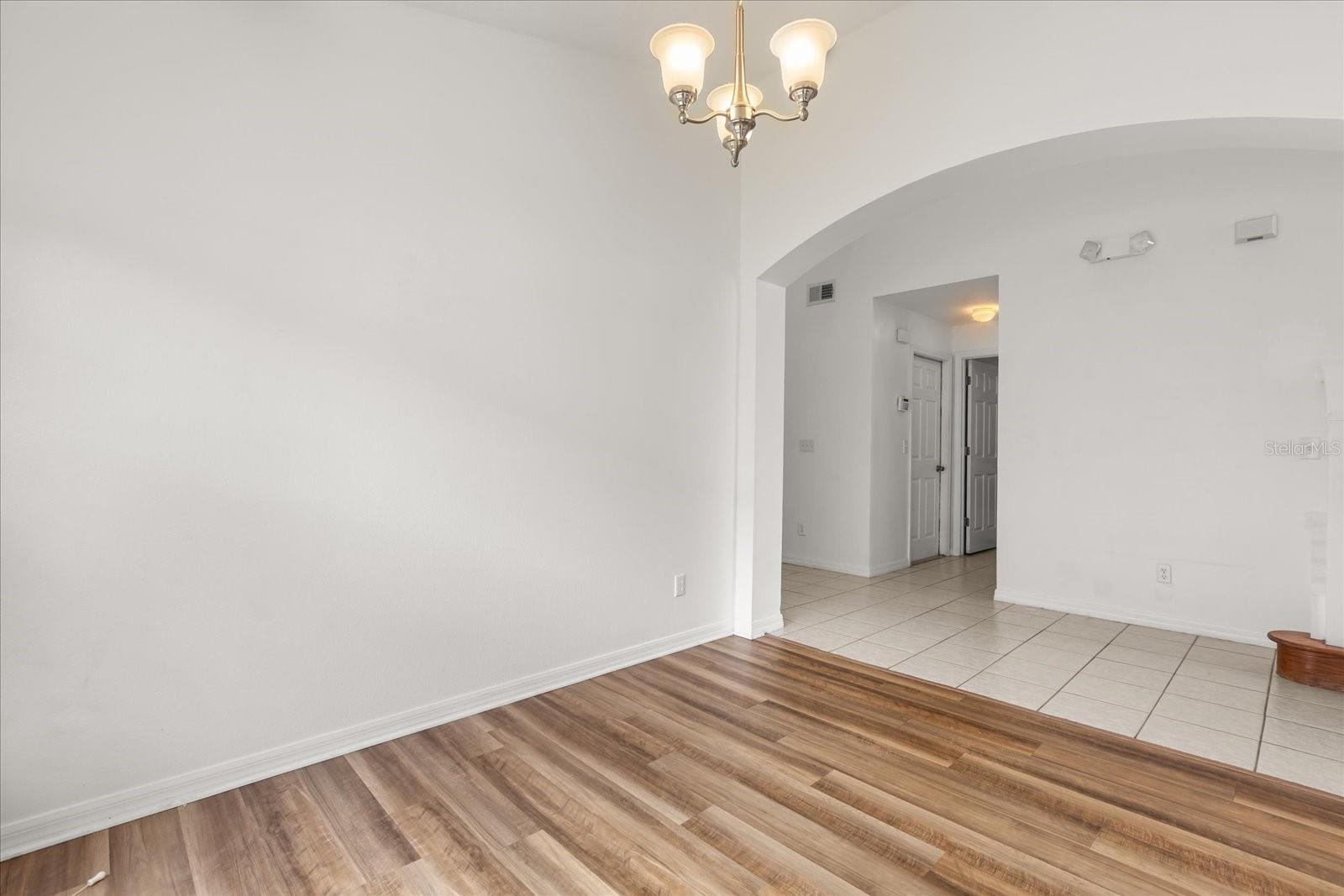 Image 16 of 62 For 149 Hypolita Avenue