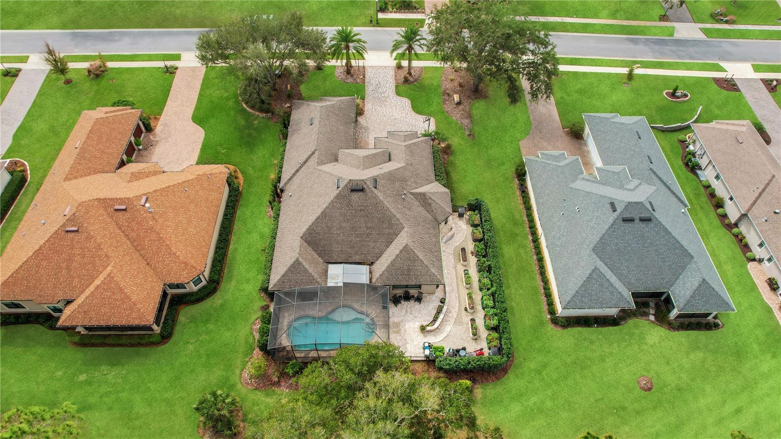 Image 3 of 83 For 5084 Greens Drive