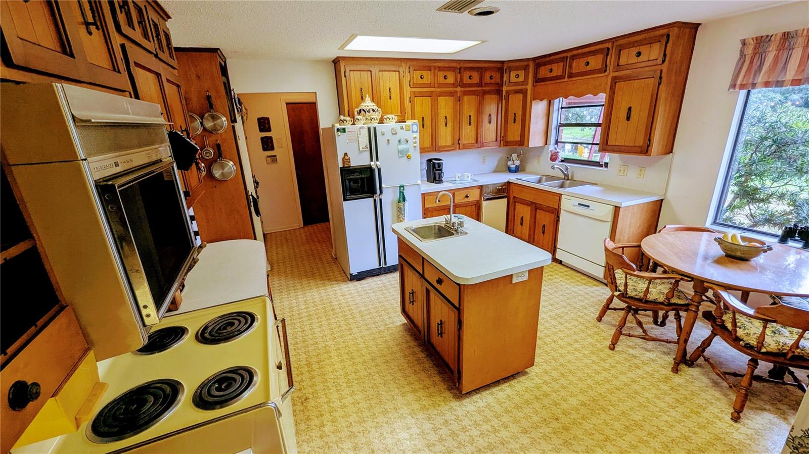 Image 15 of 27 For 5309 County Road 114d