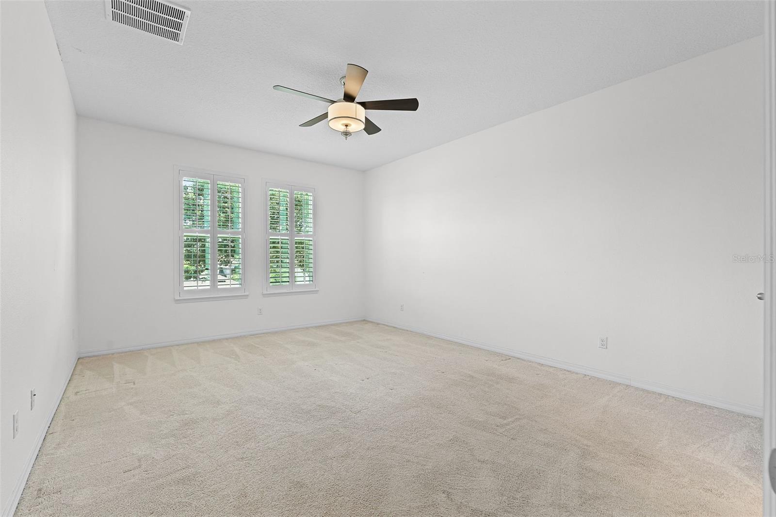 Image 15 of 28 For 1452 Cabot Drive