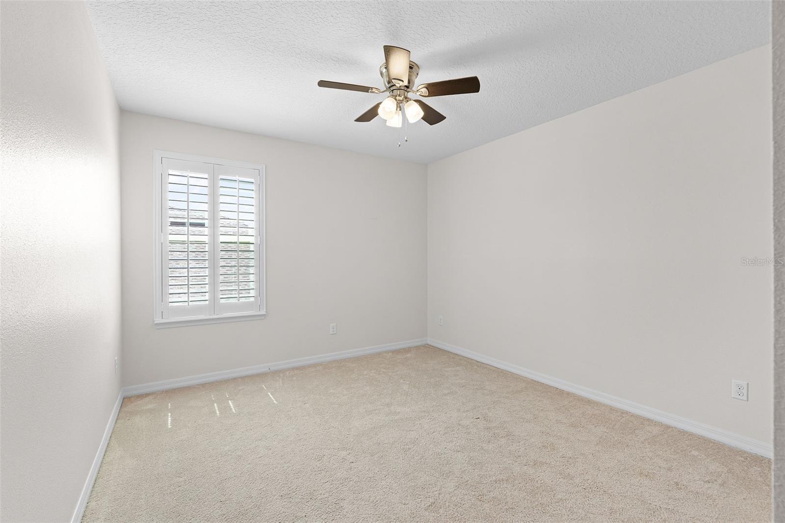 Image 23 of 28 For 1452 Cabot Drive