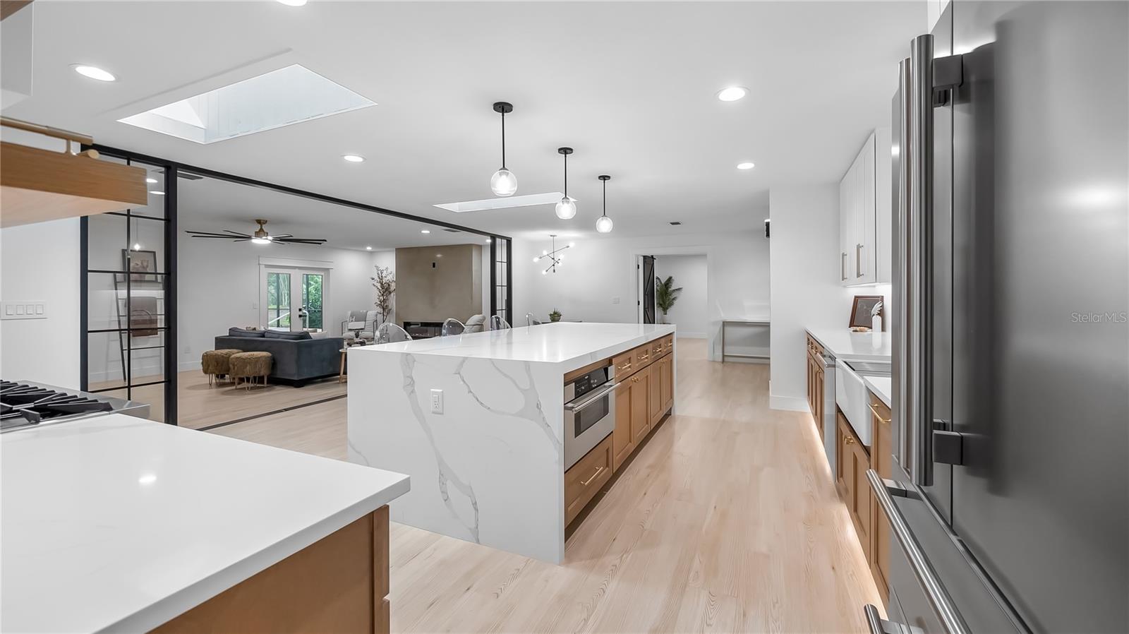 Image 17 of 77 For 15520 Vinola Drive