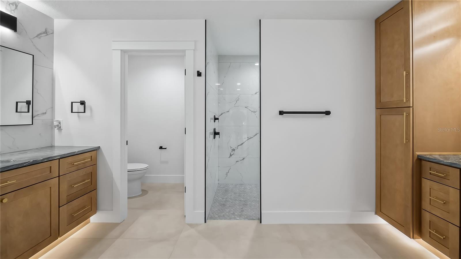 Image 37 of 77 For 15520 Vinola Drive