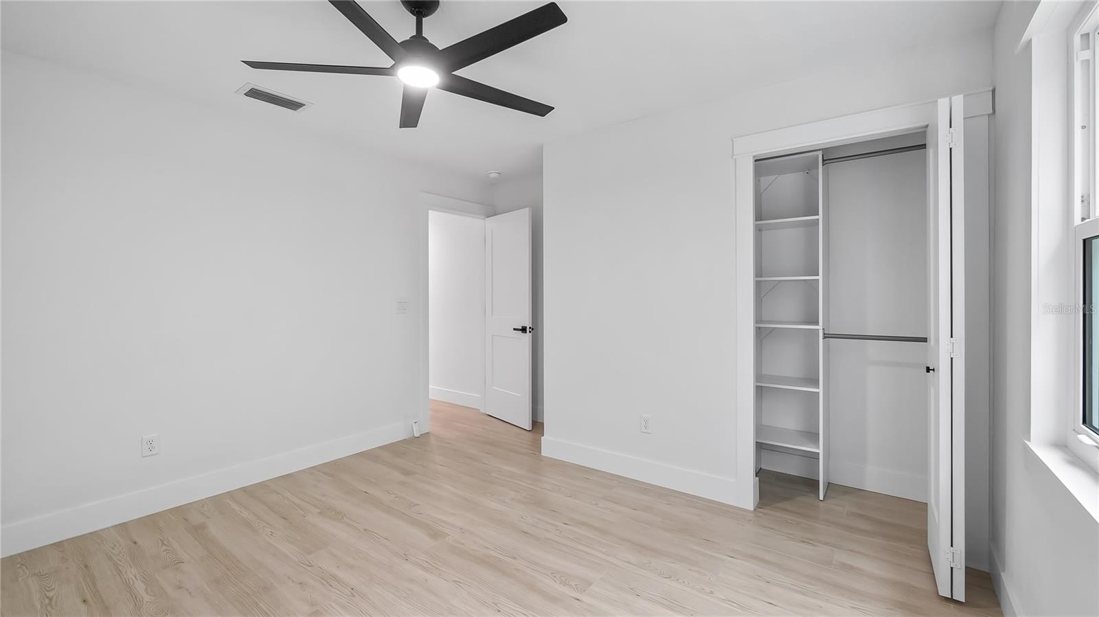 Image 42 of 77 For 15520 Vinola Drive