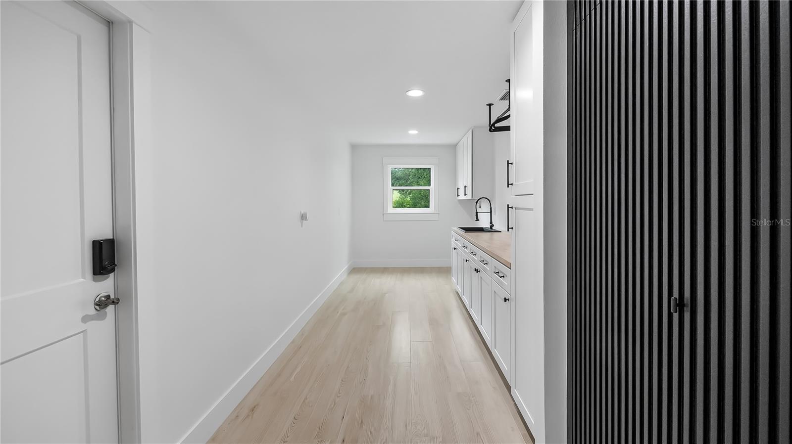 Image 50 of 77 For 15520 Vinola Drive