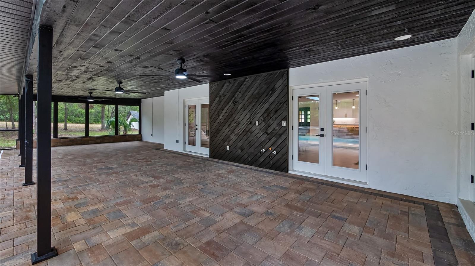 Image 62 of 77 For 15520 Vinola Drive