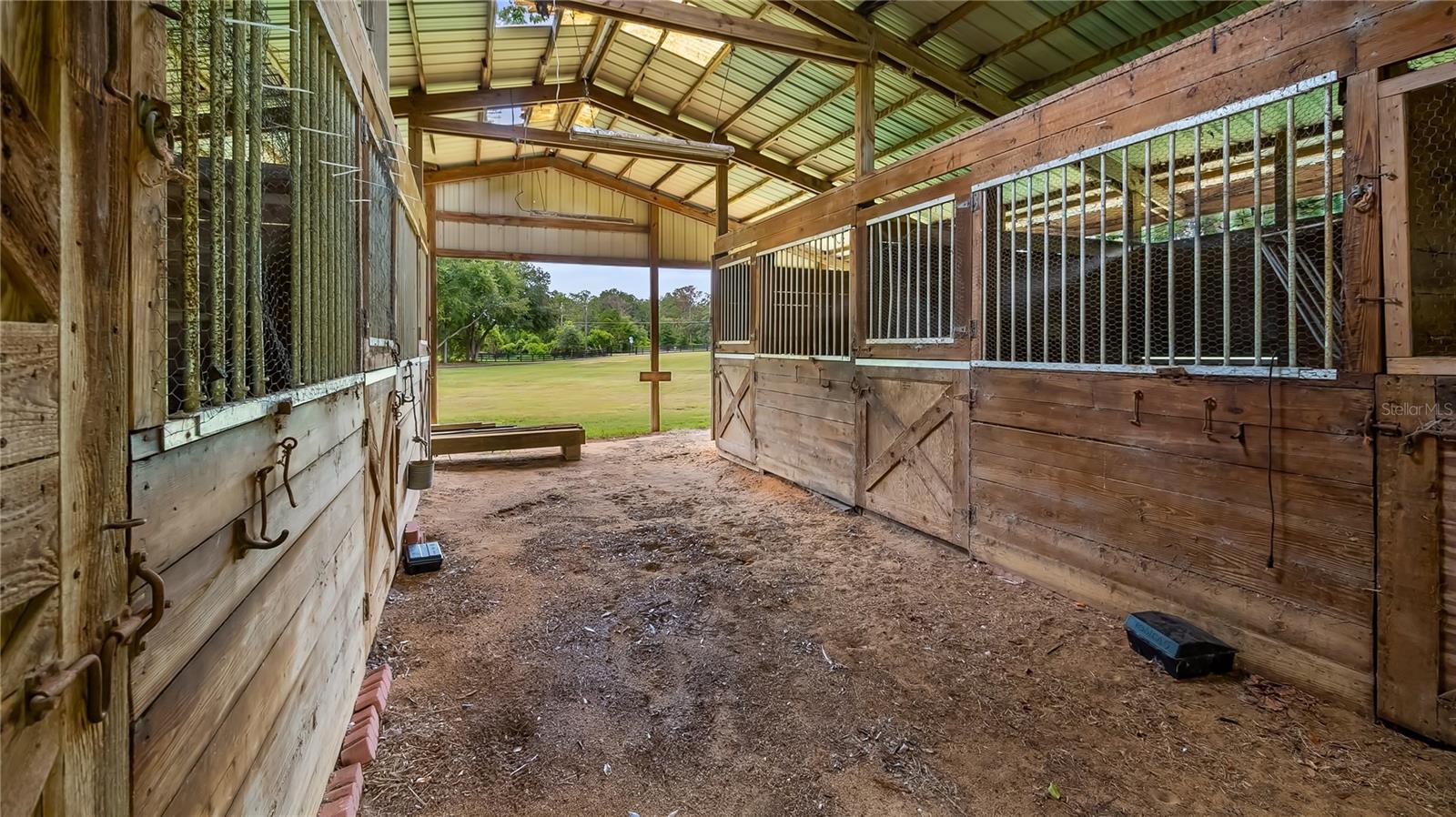Image 63 of 77 For 15520 Vinola Drive