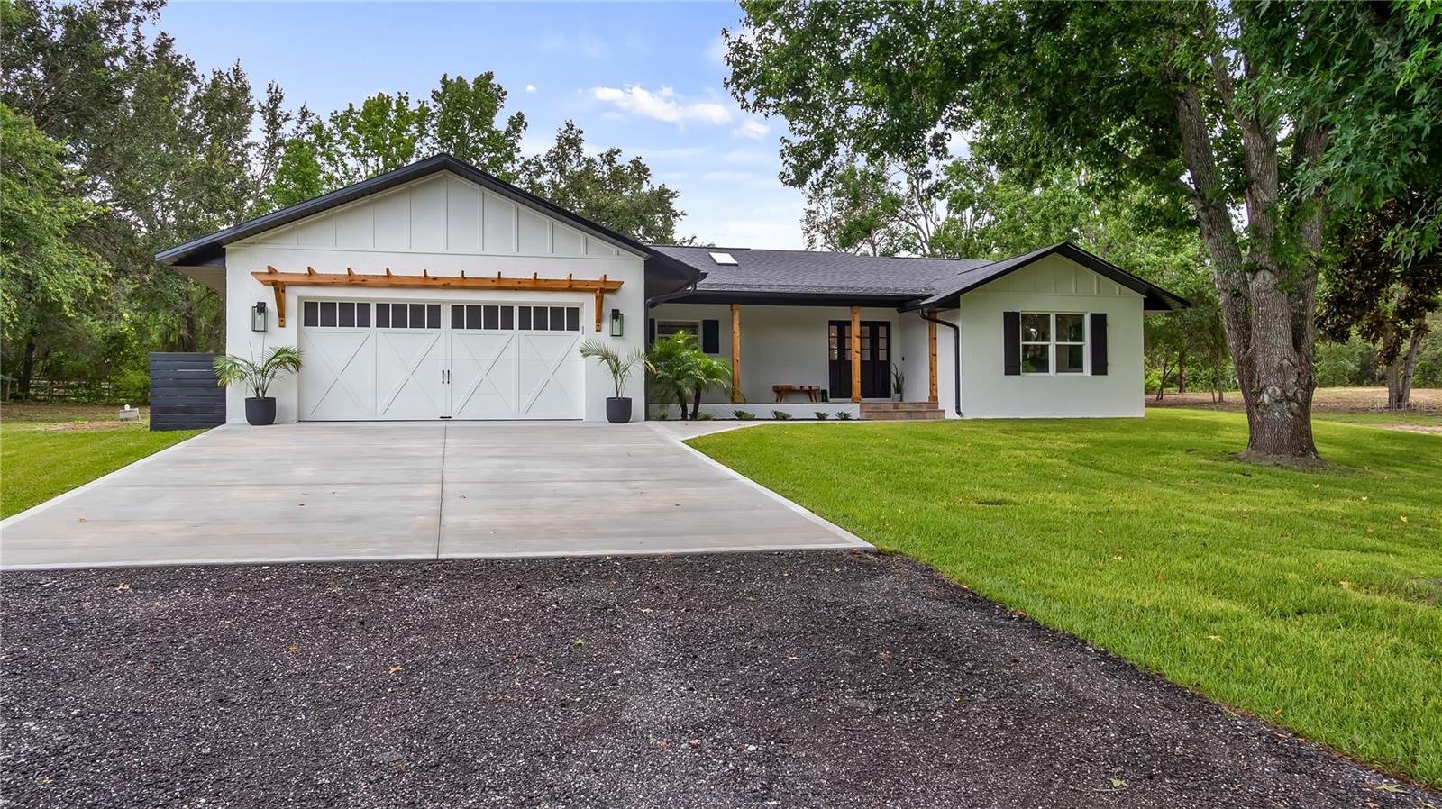 Image 76 of 77 For 15520 Vinola Drive