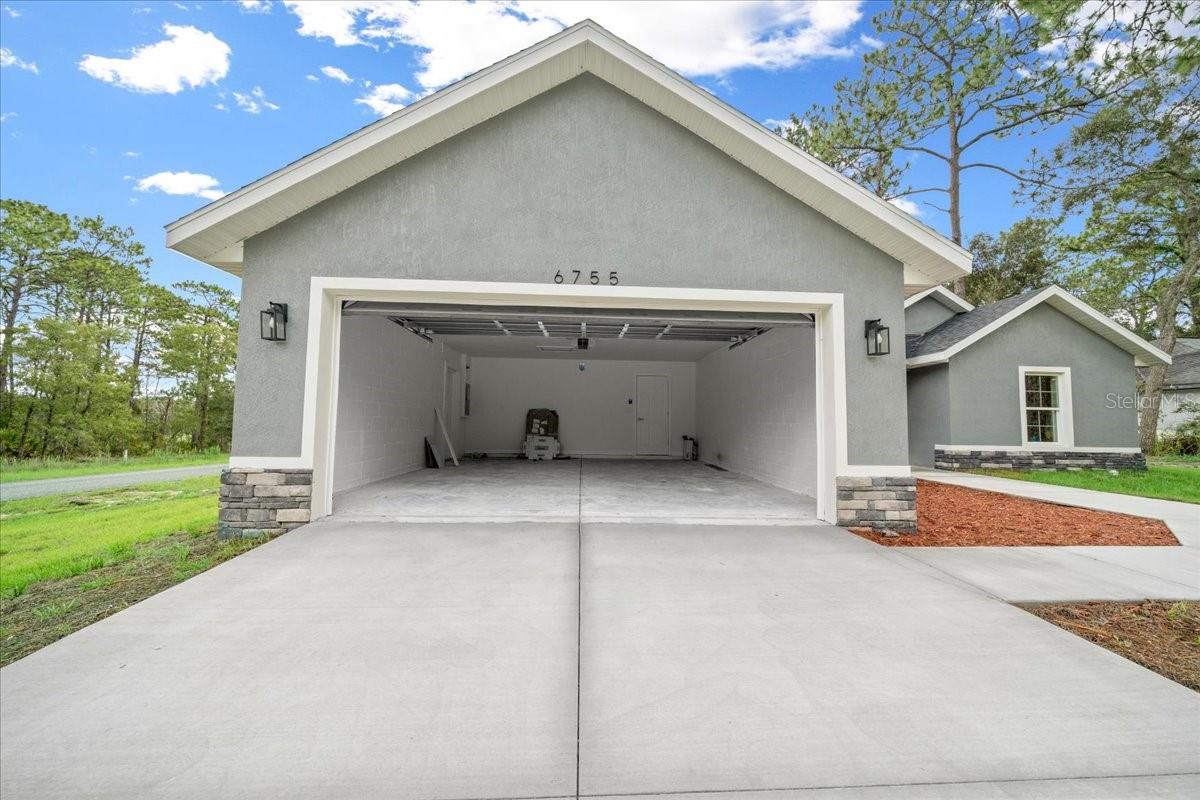 Listing photo id 23 for 6755 Edelweiss Way