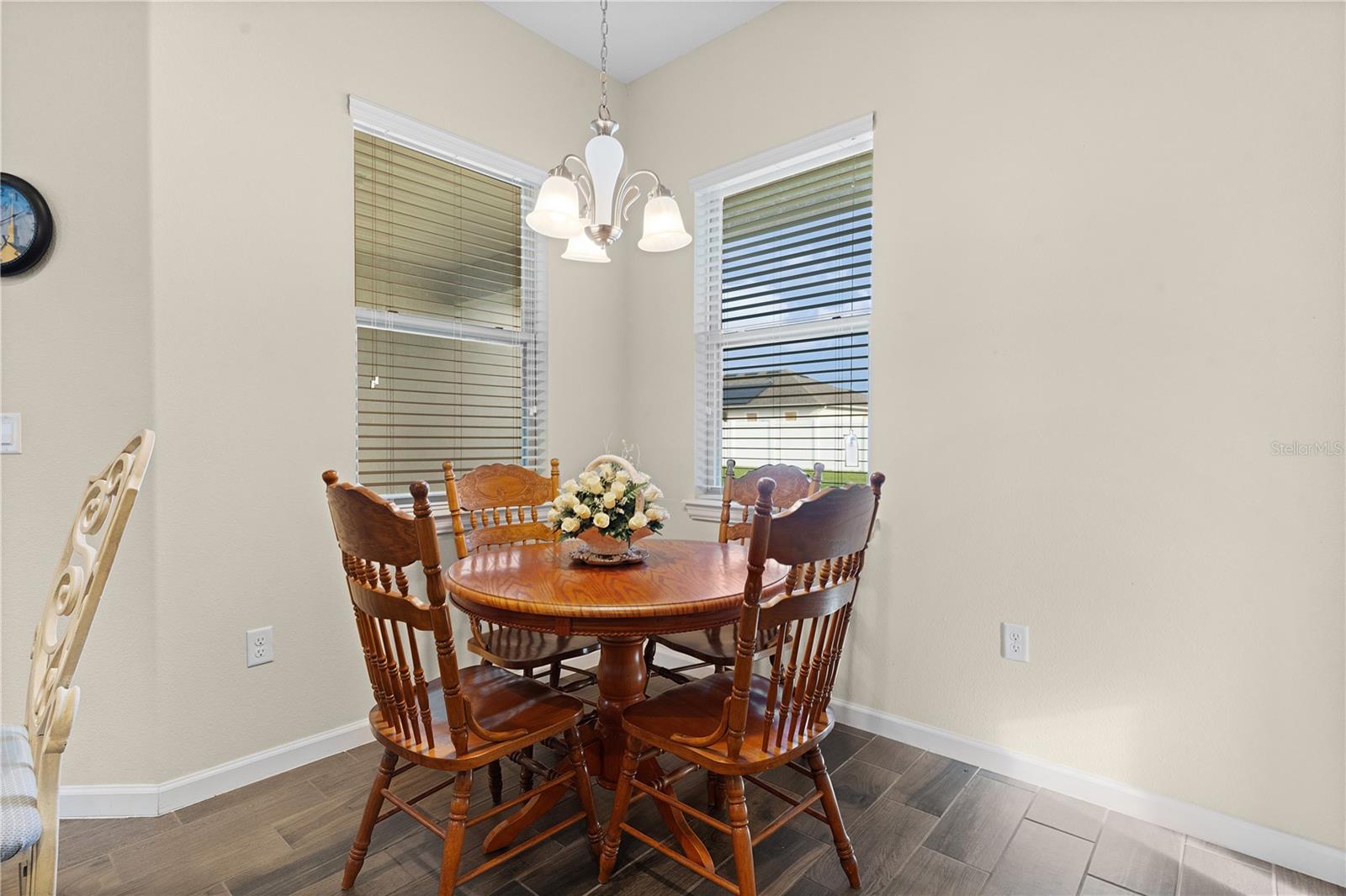 Image 20 of 55 For 309 Misty Haven Drive